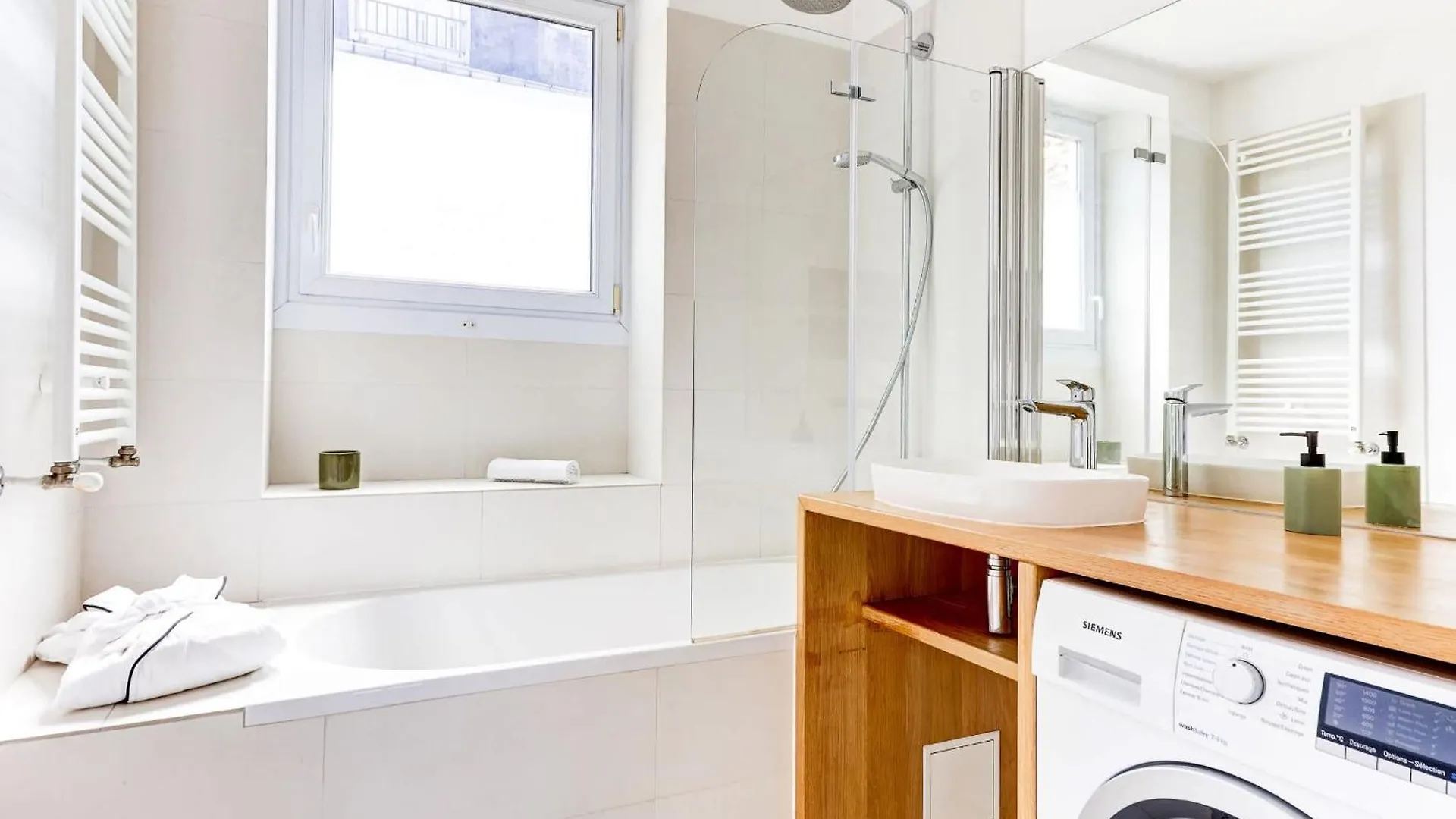 Montmartre 2Br - Opera District & Moulin Rouge Apartment Paris 0*,  France